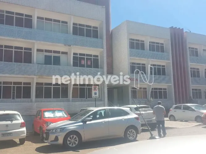 Excelente sala comercial funcional e bem localizada na SGAS 910, na Asa Sul