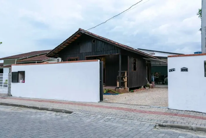 Casa + galpão em Guabiruba 