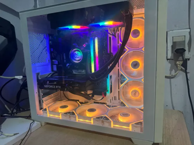 PC Gamer Rayzen 7 5700x
