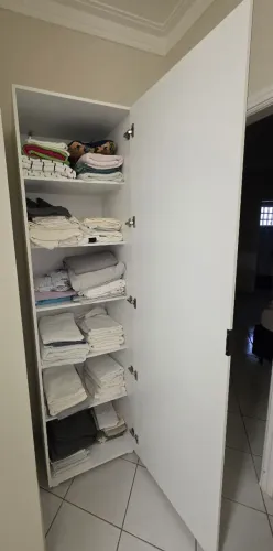 Vendo Sapateira com espelho