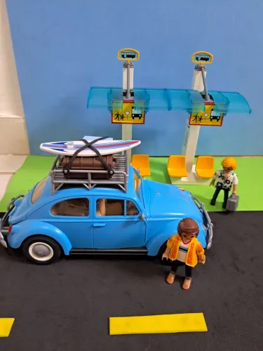 Playmobil Parada de Ônibus com Fusca