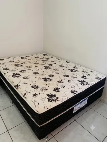 Cama box casal