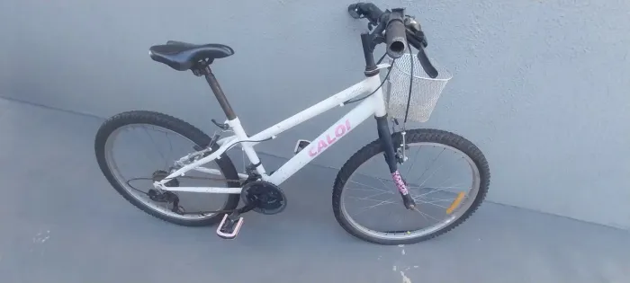 Bicicleta caloi infantil aro 24