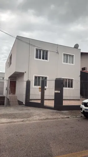 Apartamento próximo continente shopping
