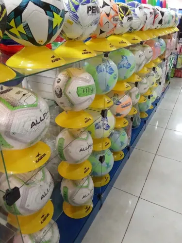 Temos Variedades de Bolas de Futsal e Volei no melhor preço Barato na Promoção