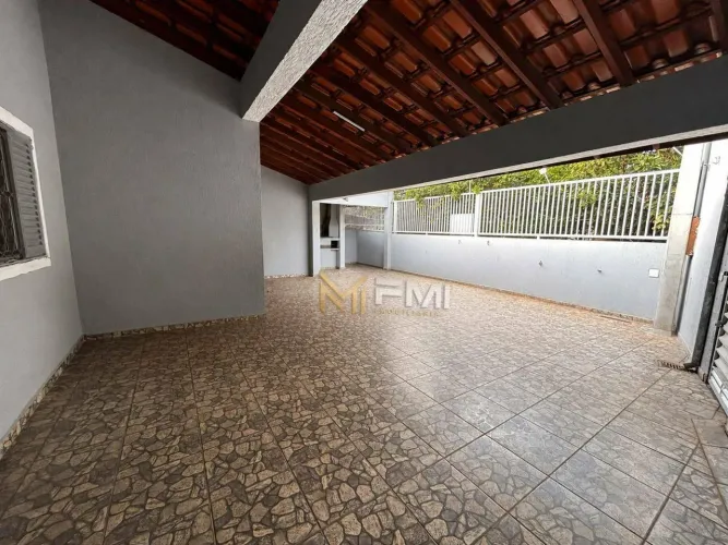 Casa com 3 dormitórios para alugar, 300 m² por R$ 4.000,00/mês - Parque Ortolândia - Horto