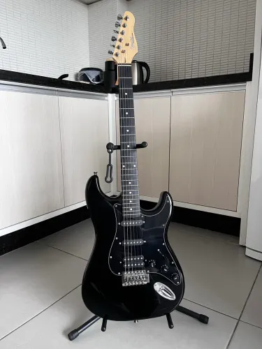 Guitarra Giannini G-101 Standard (SSH) + Kit Completo Iniciantes 