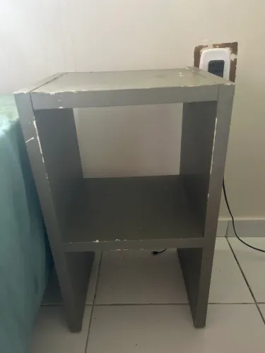 Criado mudo/mesa cabeceira