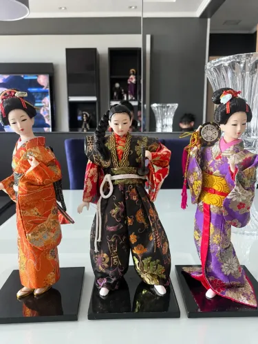 Bonecas queixas japonesas