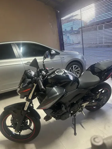 Kawasaki Z 400 2023