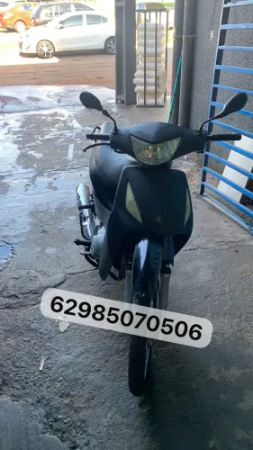 Honda biz 125 partida e pedal