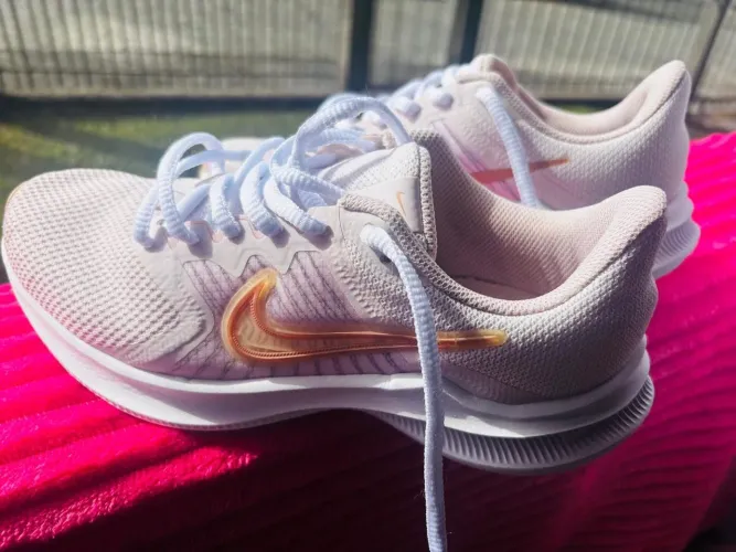 Tênis nike número 36