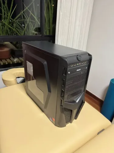 PC Ryzen 3 com SSD, fonte Corsair CX450 e gravador de DVD