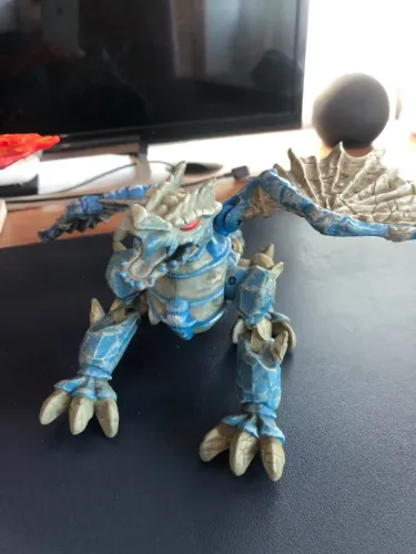 Brinquedo Dragão.
