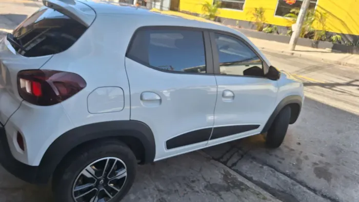 Renault Kwid Intense 1.0 Flex 12V 5P Mec. 2025