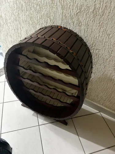 ADEGA MADEIRA