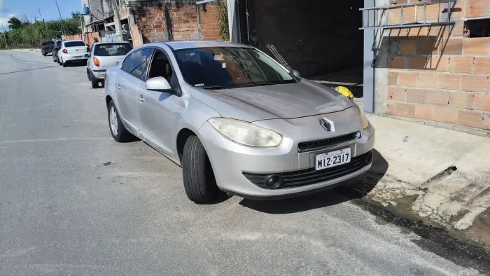 Renault Fluence Sed. Dynamique 2.0 16V Flex Aut. 2011