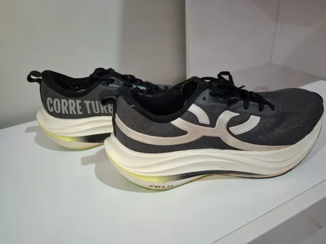 Vendo tênis corre turbo tamanho 38