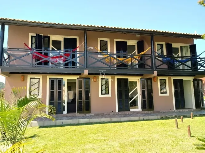 Pousada à Venda em Garopaba em Areias de Macacu 3 Unidades com Vista para as Dunas do Sir