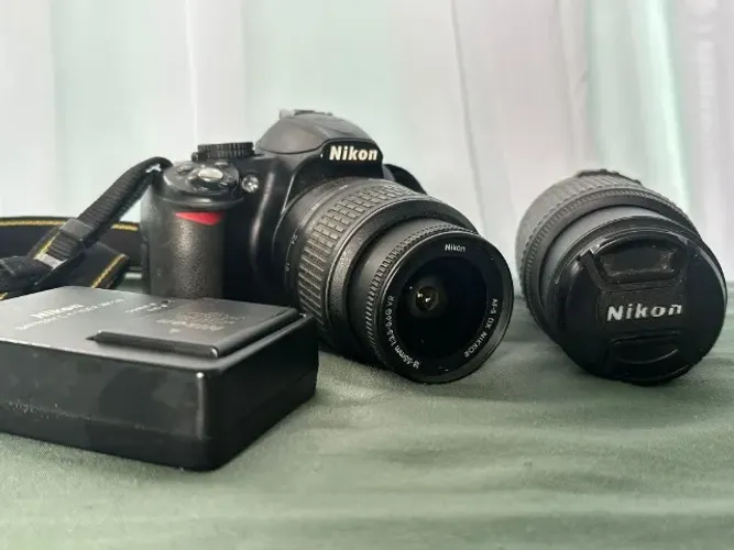 Nikon D3100 + 2 Lentes VR + Bateria + Carregador
