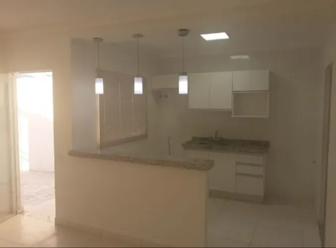 Alugo casa Jardim Iguaçu Presidente Prudente
