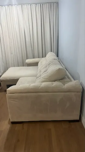Sofá retrátil 4 lugares acompanha tapete grátis 