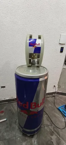 Geladeira Redbull