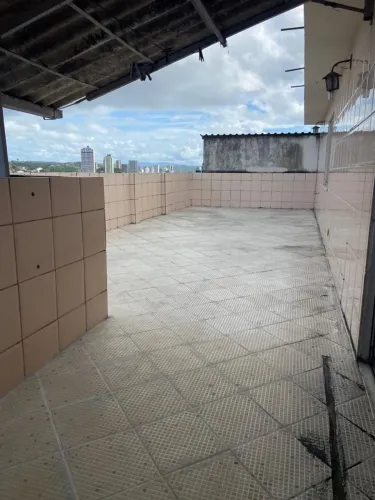 Cobertura Ampla para Locação no Alto Maron - Conforto e Excelente Localização