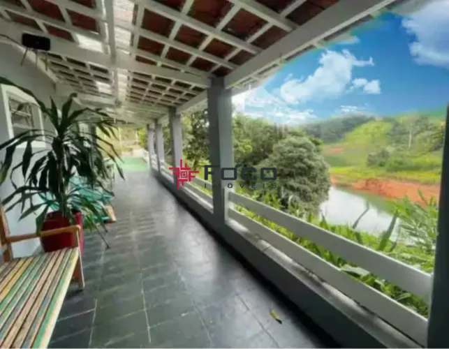 Casa/Padrão - Residencial - No bairro Águas de Igaratá
