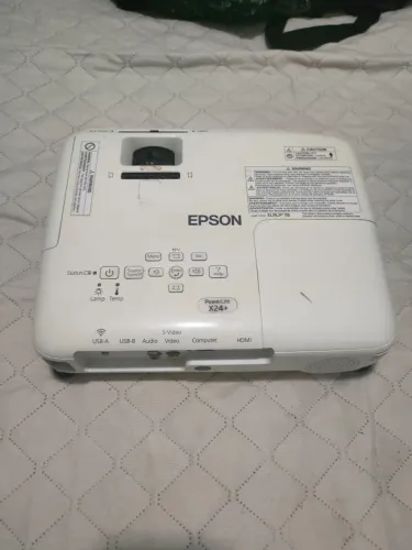 Projetor EPSON X24+ 3500 lumens Aluguel Locação