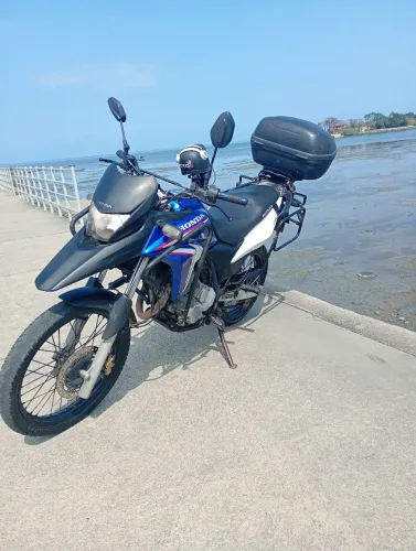 Honda XRE 300 2014 - Equipada para Estrada e Dia a Dia | Pronta p/ Transferir!