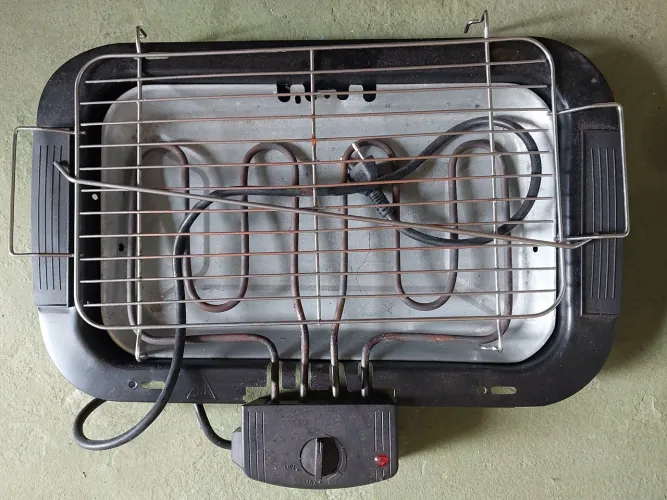:Churrasqueira Elétrica de Mesa com Controle de Temperatura