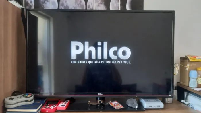 Vendo TV philco 39 polegadas LCD e LED