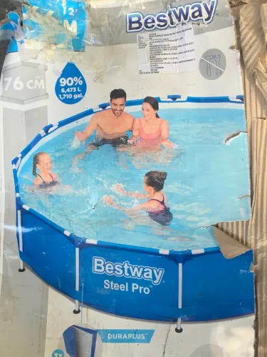 Piscina Estruturada Redonda 6.473L Steel Pro Bestway