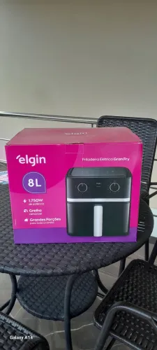 Fritadeira ayfra Elgin 8 litros nova na caixa nunca usada 