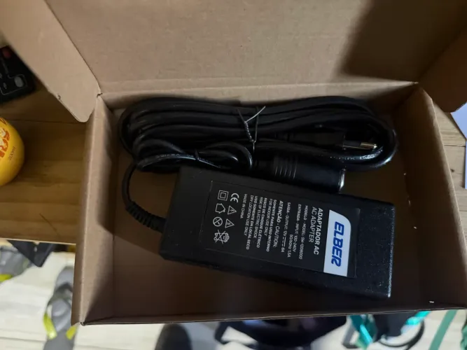 Fonte conversora Elber 110/220 pra 12v