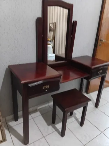 Peça maciça madeira nobre