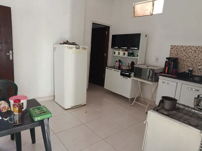 Casa com móveis ou sem próximo supermercado BH  a lagoa da Pampulha de montes claros MG 