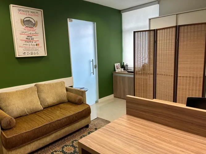 Sala comercial de 46 m² com 2 vagas R$ 280.000,00- Três Figueiras