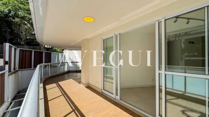 Apartamento : Padrão / Residencial / Lagoa