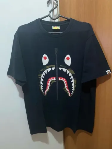 BAPE - Camiseta Shark - XL