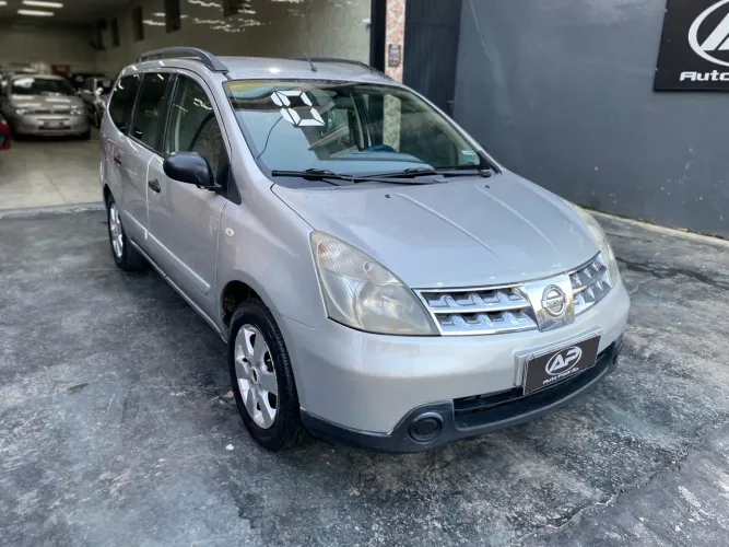 Nissan Livina Grand 1.8 16V Flex Fuel Aut. 2010