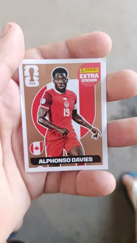 Figurinha legend Alphonso Davies bronze