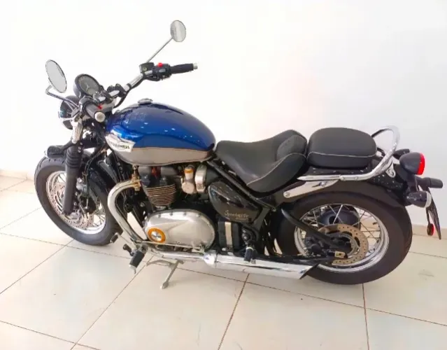 Triumph Bonneville Speedmaster 1200 Troco Carro ou Moto