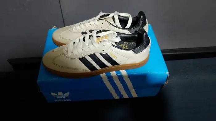 Tênis Adidas samba Tam 39