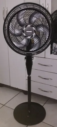 VENDO UM VENTILADOR ARNO 40 CM SEMI-NOVO 