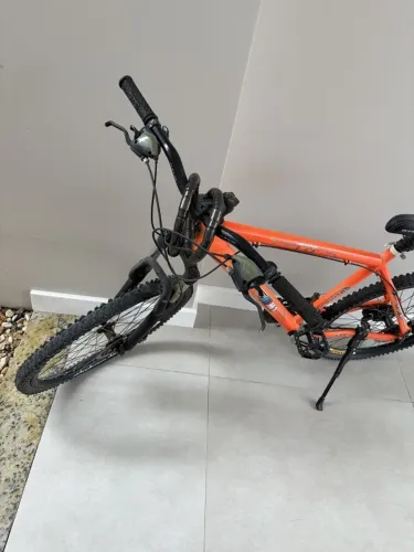 Bicicleta GTS M1 Aro 26 - Freio a Disco + Suspensão