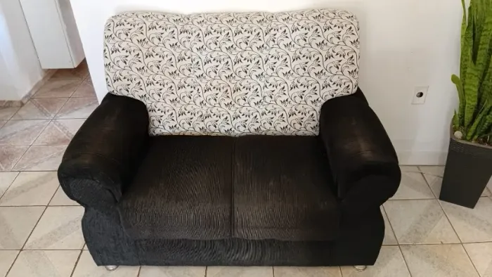Sofá dois lugares