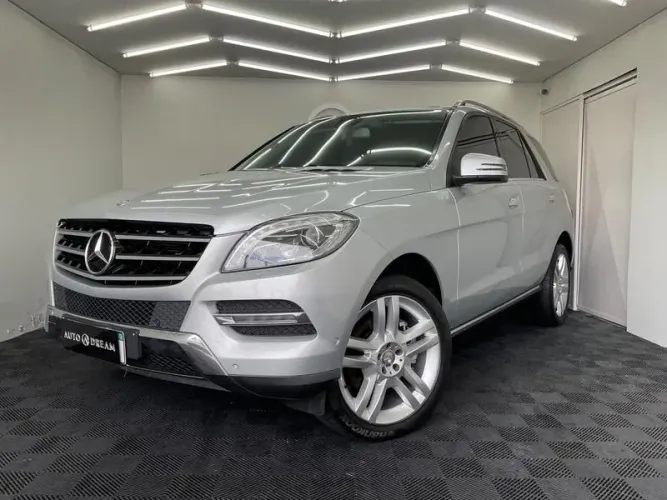 Mercedes-Benz ML-350 Sport CGI 3.5 V6 306cv 4X4 Aut. 2013