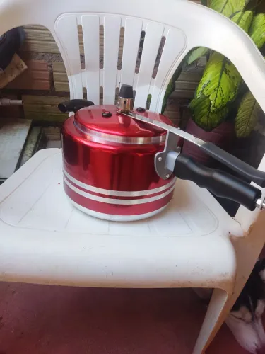 Panela de pressão muito linda 